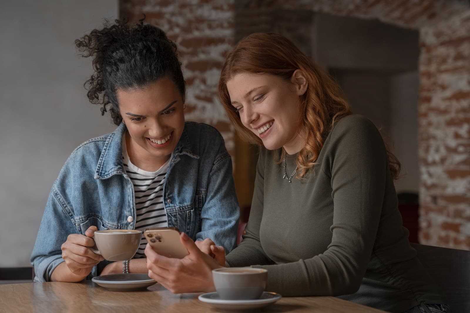 Tiempo de respuesta en WhatsApp: los 5 minutos que deciden la venta